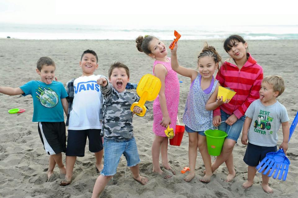 Kids at the beach birthday party