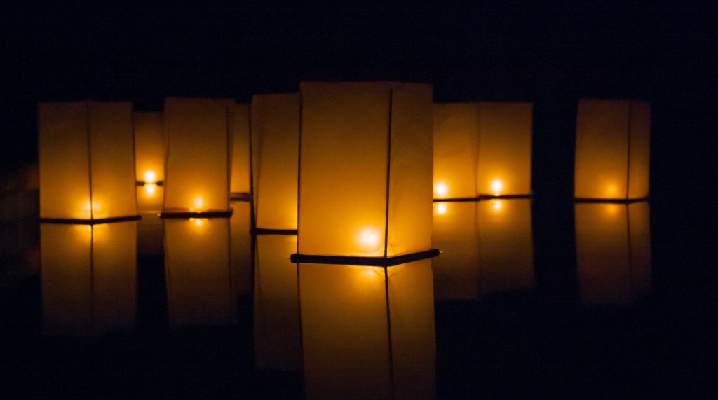 White Floating Water Lanterns