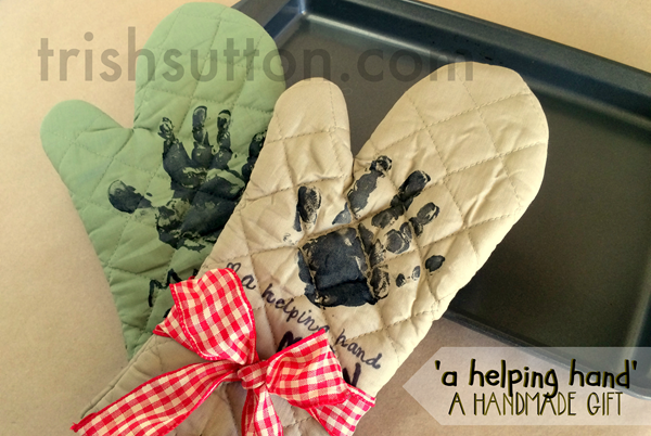A-Helping-Hand-a-handmade-gift-by-TrishSutton_thumb1