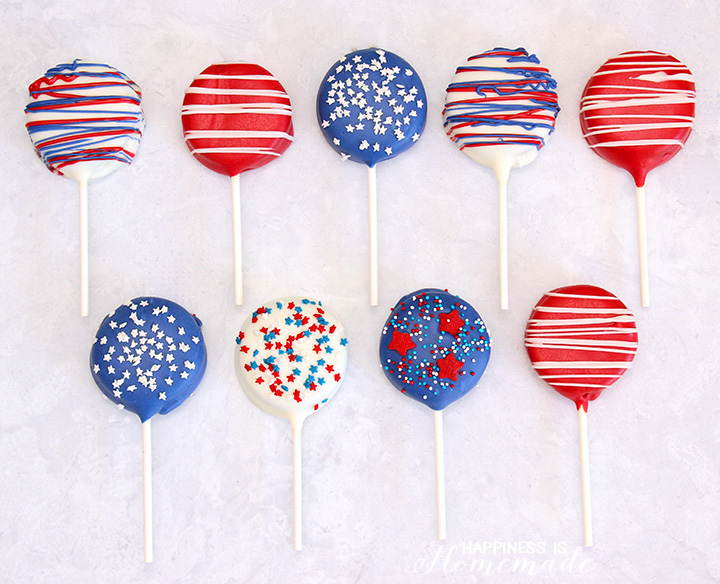 Red, White, and Blue Oreo Pops are an excellent dessert for your July 4th celebration!