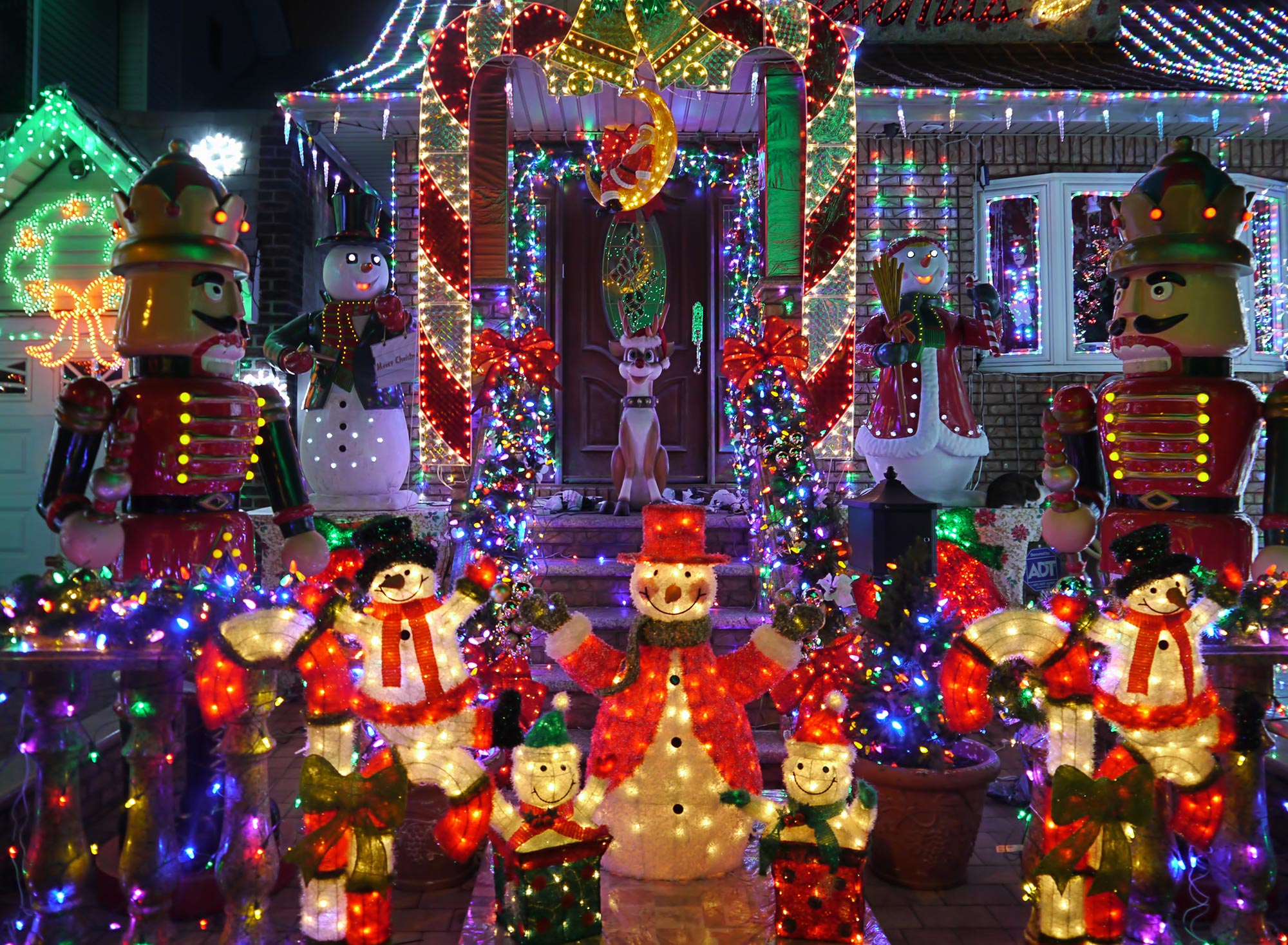 See the Christmas Lights Superior Celebrations Blog