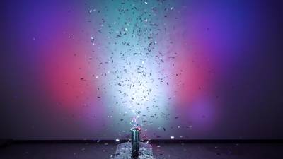 LED Confetti Blower: Image 3